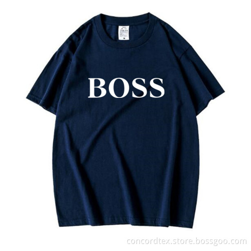 schwarze Baumwoll-T-Shirts